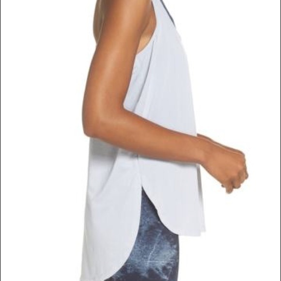 Varley workout Racerback Tank - Picture 3 of 8